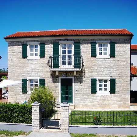 Luxury With A Parking Space Buici, - 13529 Poreč