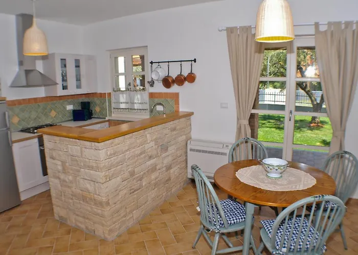 Luxury With A Parking Space Buici, - 13529 *